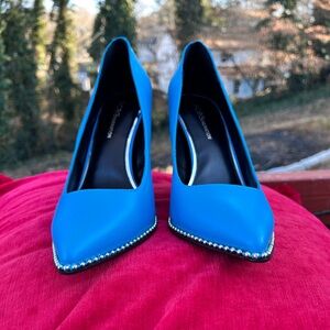 BCBGeneration Vibrant Blue Heels